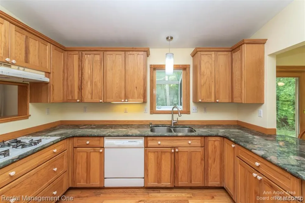 7870 Chamberlin Road Webster Township, MI 48130