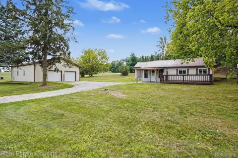 1276 E Elm Road