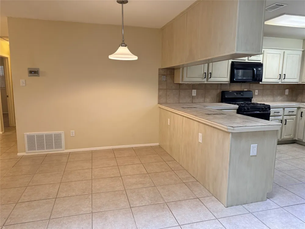 7907 Dunn Street #A Austin, TX 78745