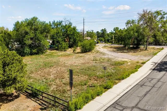 3800 Independence Court Wheat Ridge, CO 80033