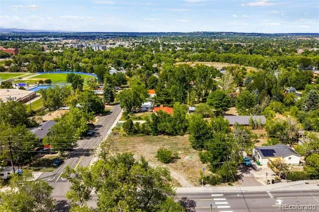 3800 Independence Court Wheat Ridge, CO 80033