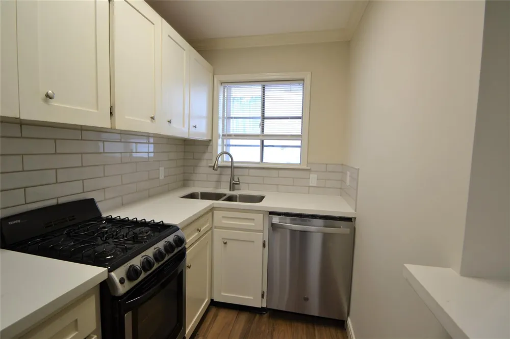 2414 Morse Street #6 Houston, TX 77019