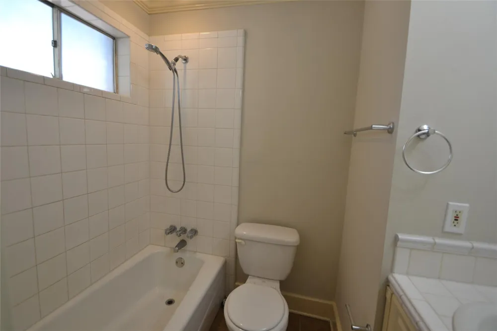 2414 Morse Street #6 Houston, TX 77019