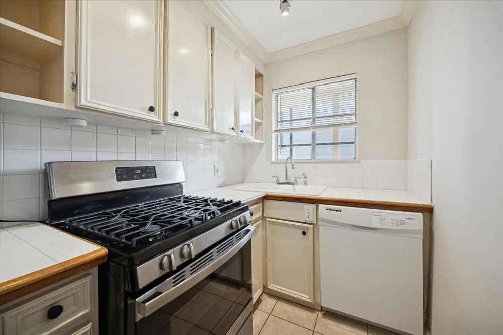 2414 Morse Street #6 Houston, TX 77019