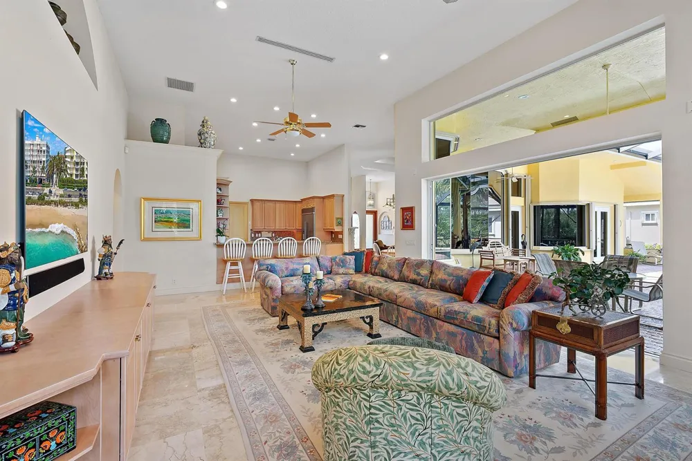 6088 Wildcat Run West Palm Beach, FL 33412