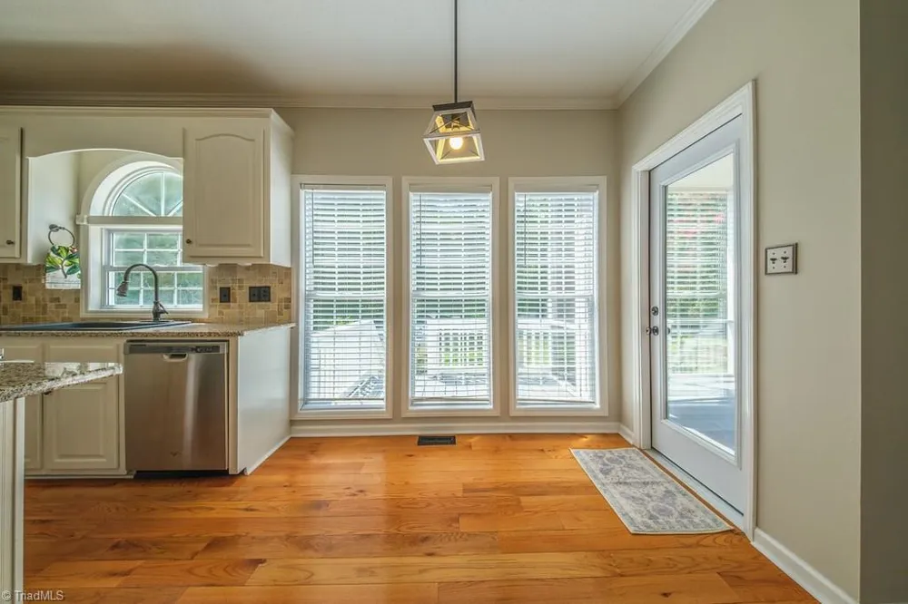 416 Pinnix Drive Lexington, NC 27295