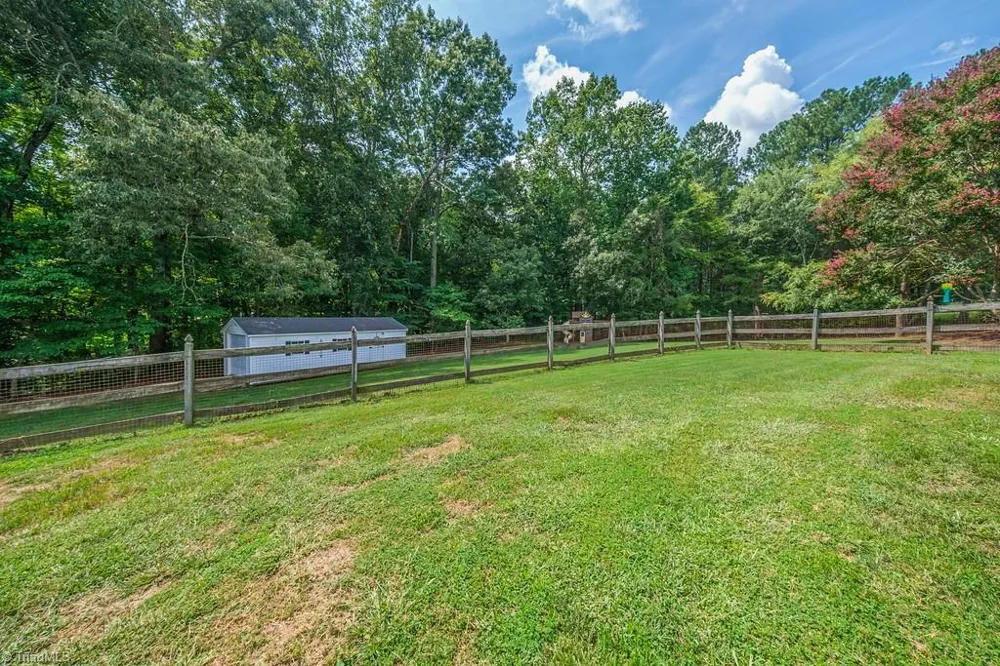 416 Pinnix Drive Lexington, NC 27295