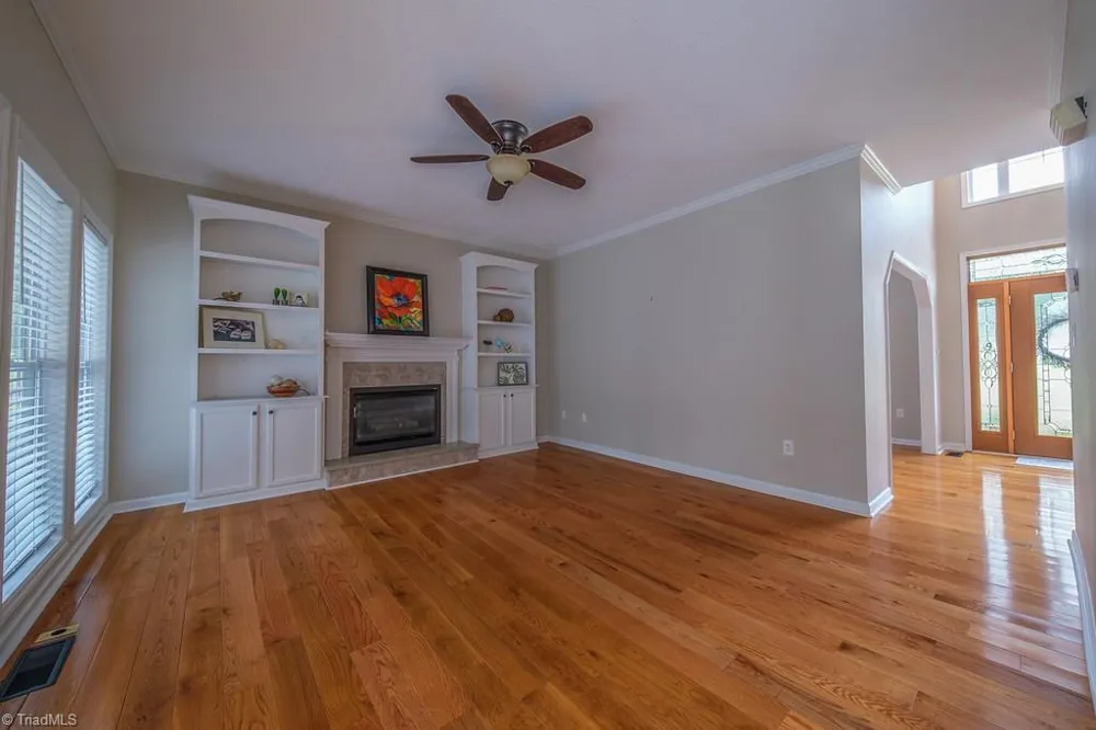 416 Pinnix Drive Lexington, NC 27295