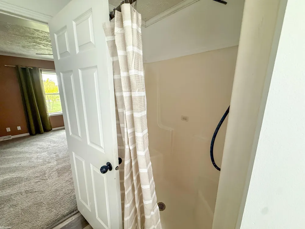 5018 S Vernon Road Vernon Township, MI 48429
