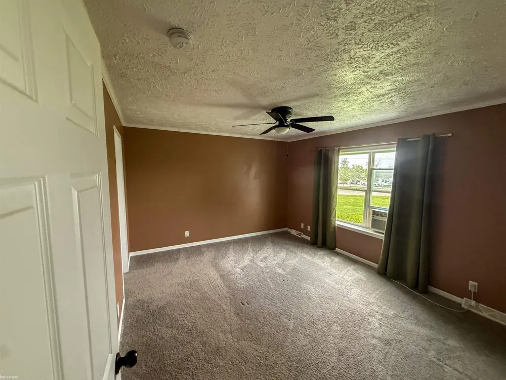 5018 S Vernon Road Vernon Township, MI 48429