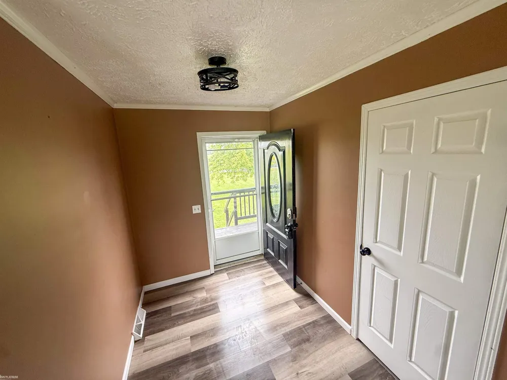 5018 S Vernon Road Vernon Township, MI 48429