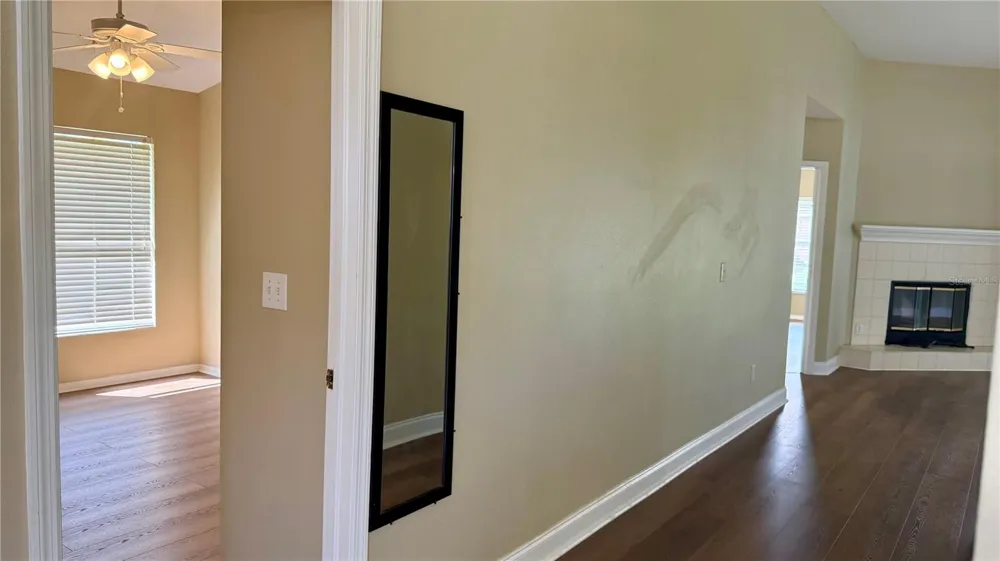 9917 COLONNADE DRIVE Tampa, FL 33647