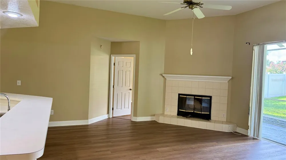 9917 COLONNADE DRIVE Tampa, FL 33647