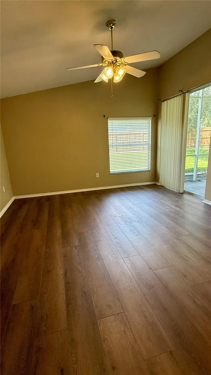 9917 COLONNADE DRIVE Tampa, FL 33647