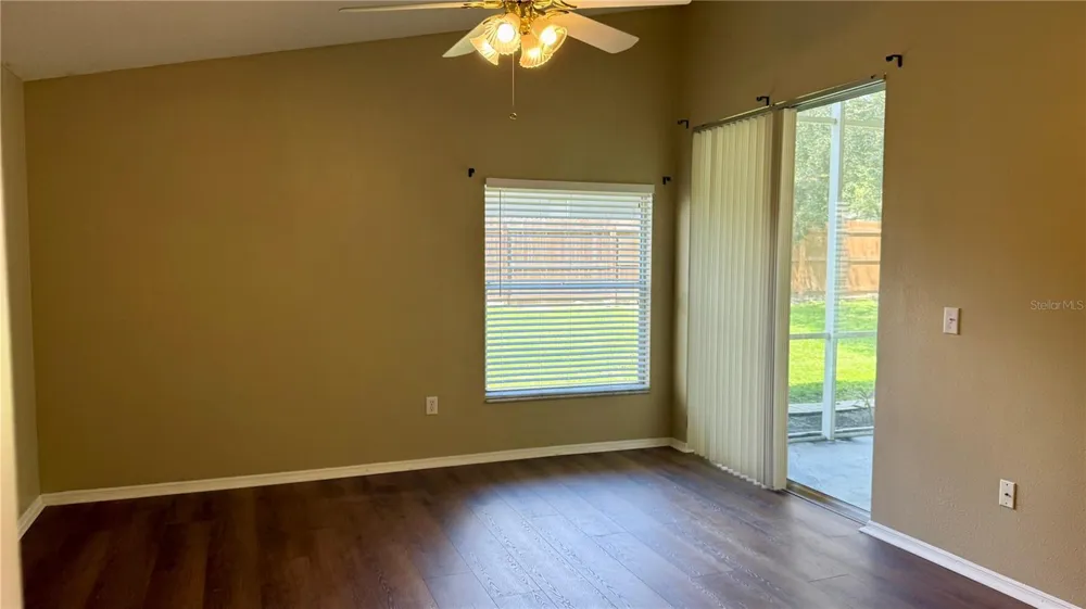 9917 COLONNADE DRIVE Tampa, FL 33647