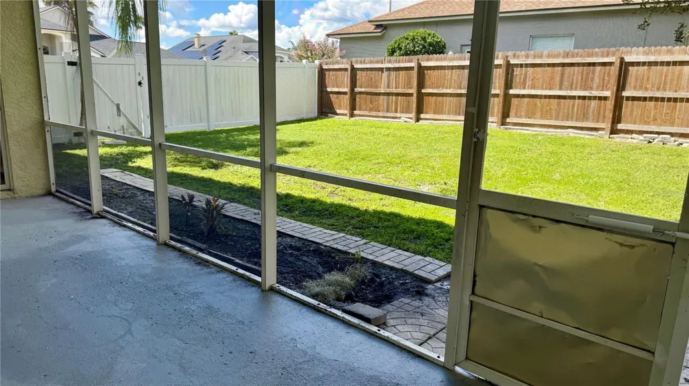9917 COLONNADE DRIVE Tampa, FL 33647