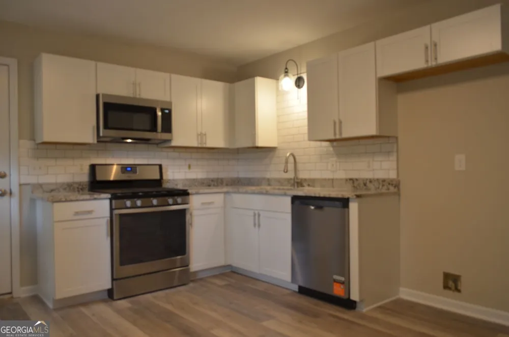 238 Freeman AVE Forsyth, GA 31029