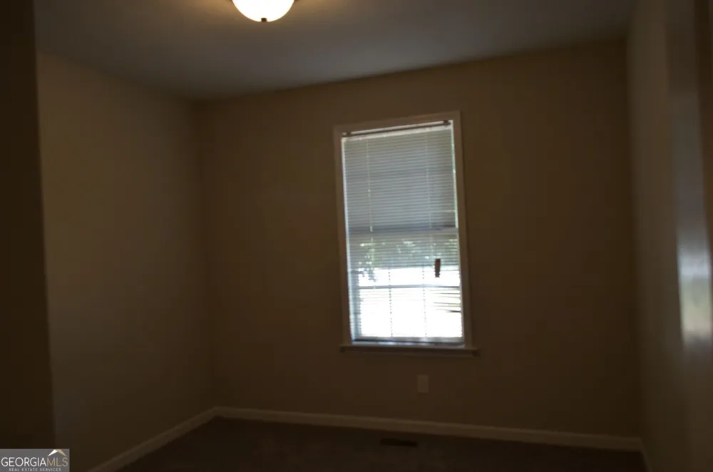 238 Freeman AVE Forsyth, GA 31029