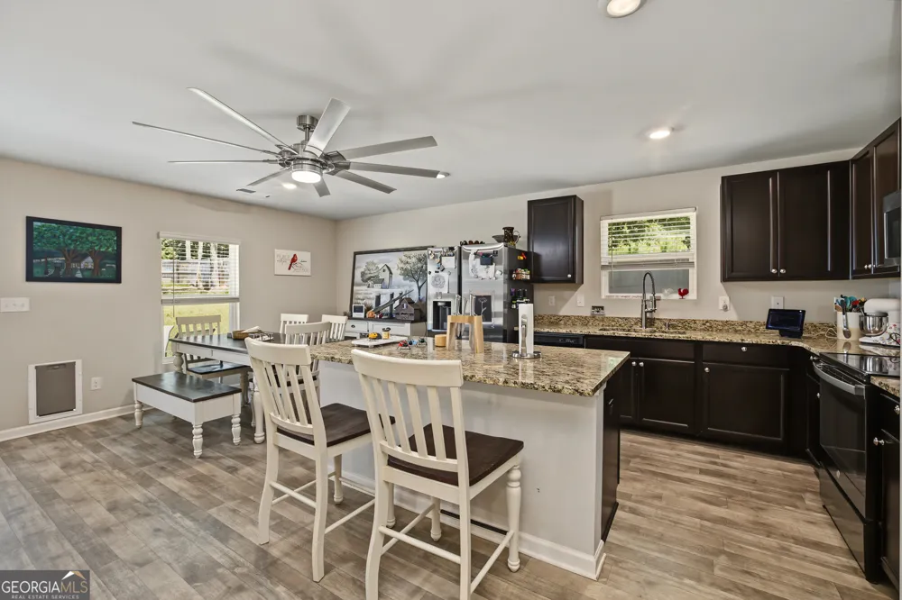 139 Jenny RD Grantville, GA 30220