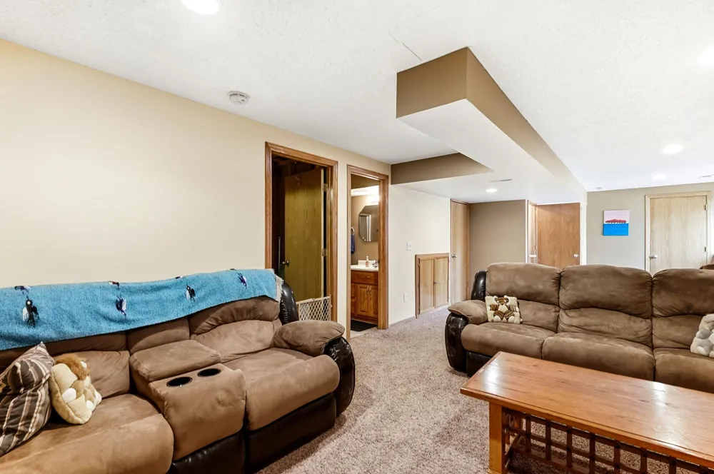 23563 Marigold Street NW Saint Francis, MN 55070