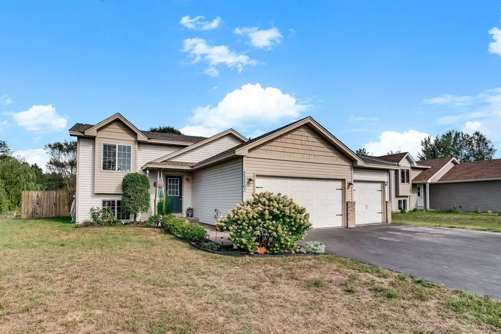 23563 Marigold Street NW Saint Francis, MN 55070