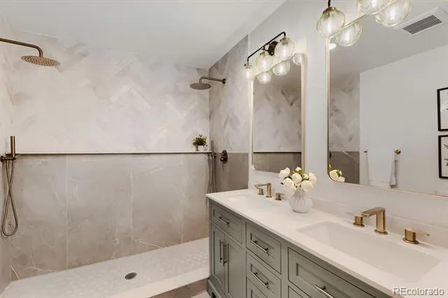2661 Glencoe Street Denver, CO 80207