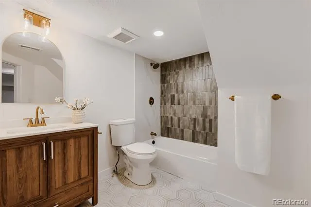 2661 Glencoe Street Denver, CO 80207