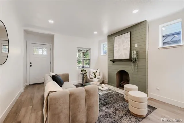 2661 Glencoe Street Denver, CO 80207