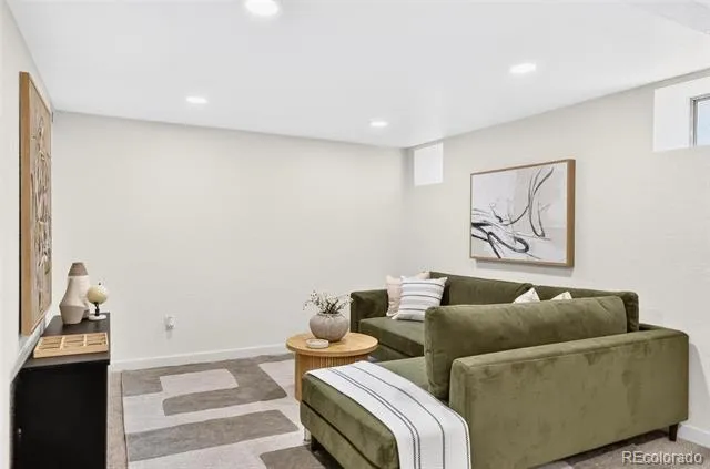 2661 Glencoe Street Denver, CO 80207