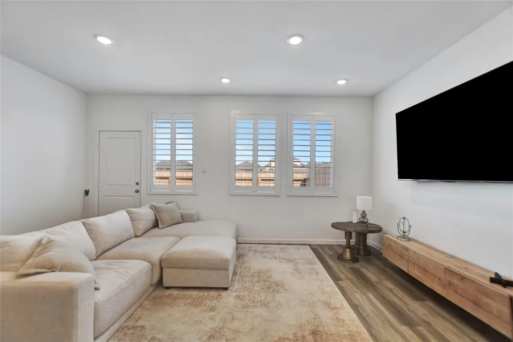 1026 Moon Drop Lane Houston, TX 77090