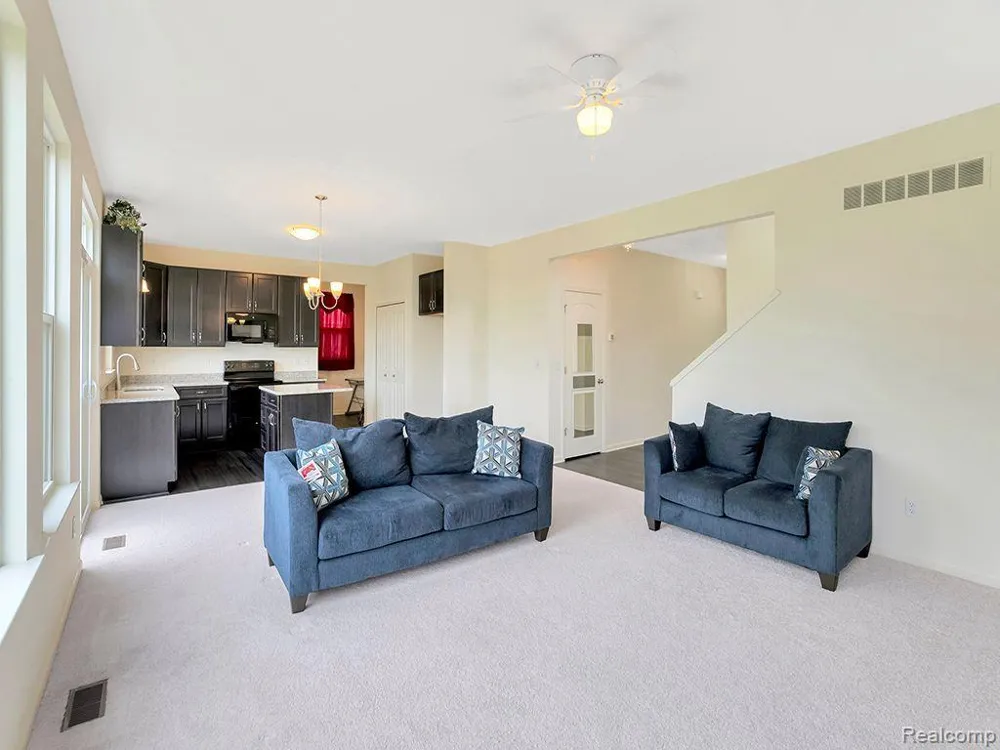 113 WAINWRIGHT Novi City, MI 48377