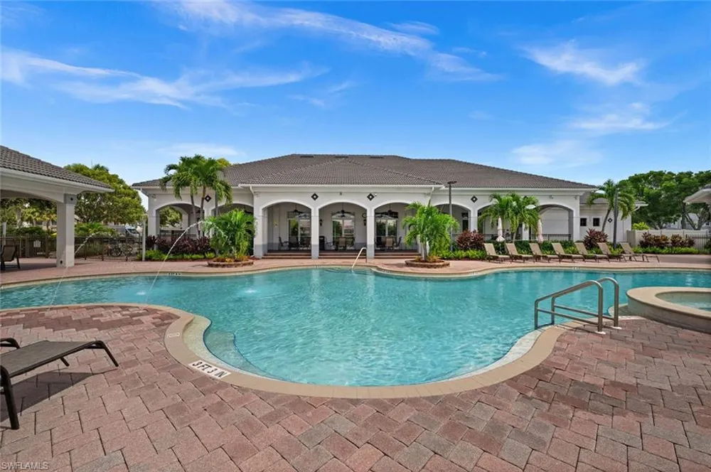 14796 Sutherland Avenue #421 Naples, FL 34119