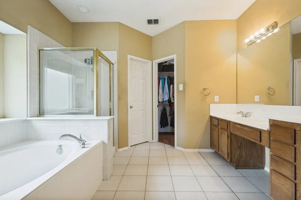 1368 Winnipeg Drive Lewisville, TX 75077