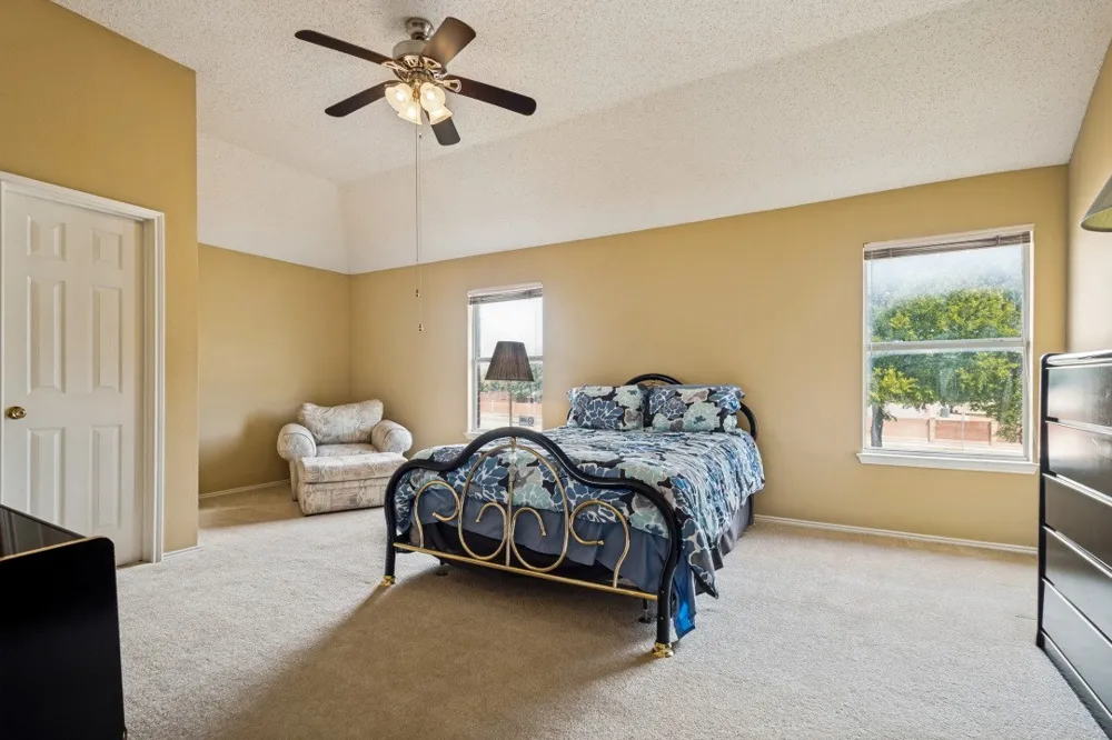 1368 Winnipeg Drive Lewisville, TX 75077
