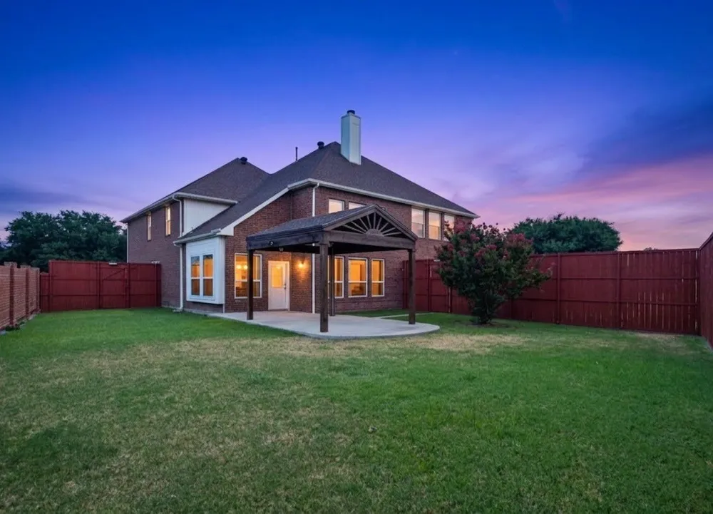 1368 Winnipeg Drive Lewisville, TX 75077
