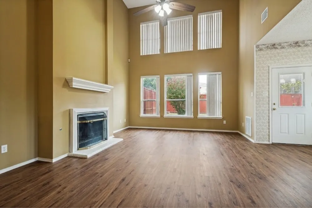 1368 Winnipeg Drive Lewisville, TX 75077