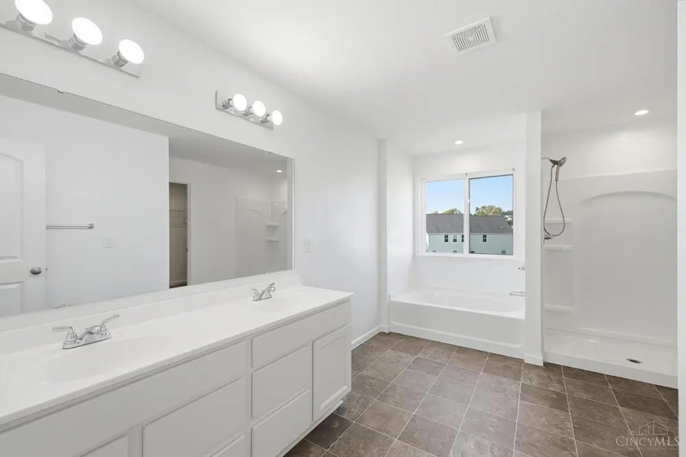 5127 Catalpa Drive Tipp City, OH 45371