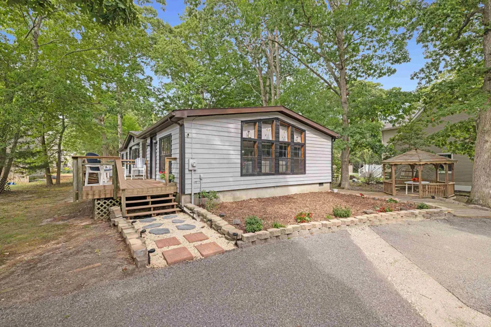979 Lenape Drive Erma, NJ 08204