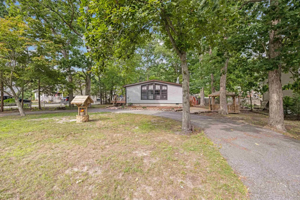 979 Lenape Drive Erma, NJ 08204