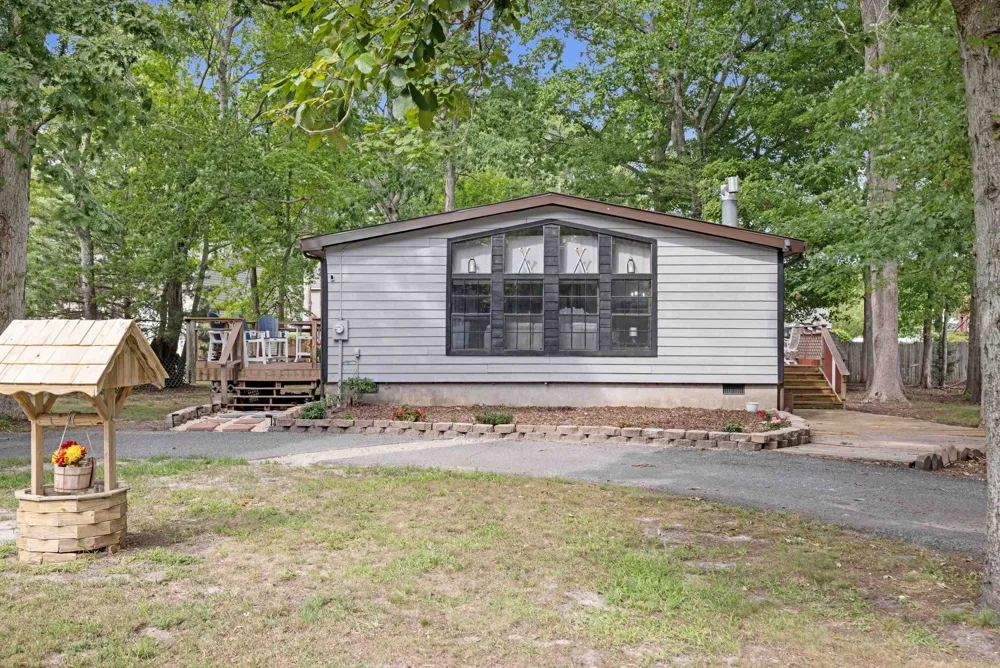 979 Lenape Drive Erma, NJ 08204