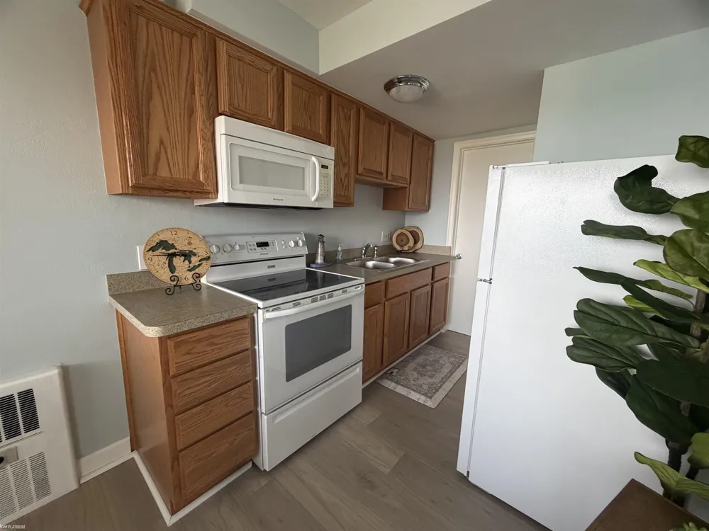 444 Main #214 Street Marine City City, MI 48039