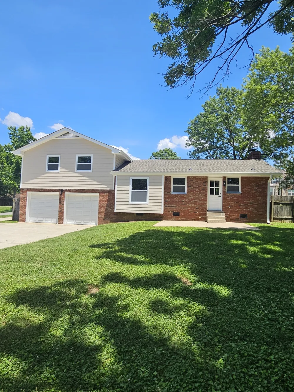 258 Indian Lake Rd Hendersonville, TN 37075
