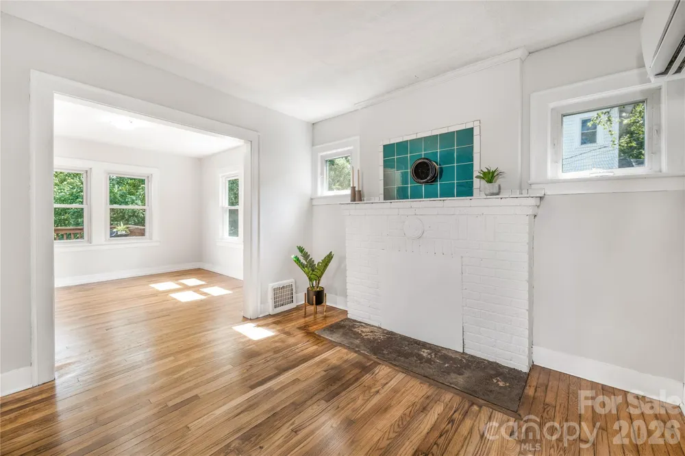 462 Sand Hill Road Asheville, NC 28806
