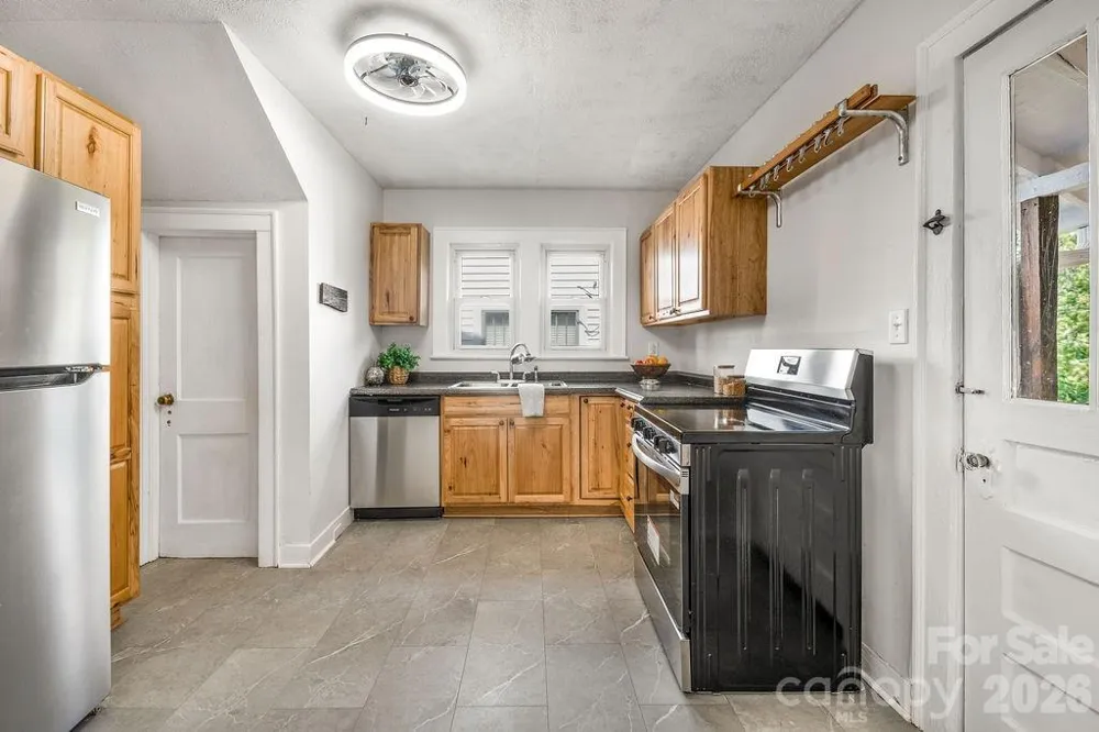 462 Sand Hill Road Asheville, NC 28806