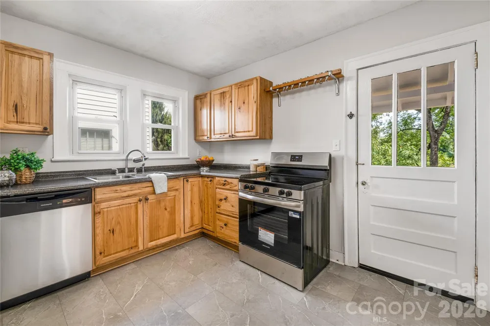 462 Sand Hill Road Asheville, NC 28806