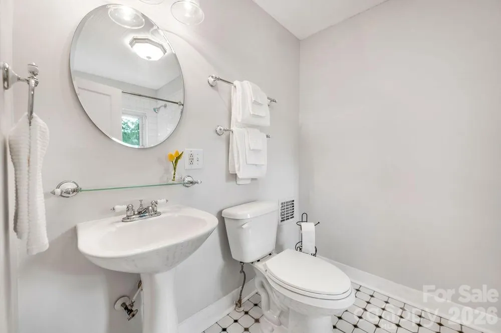 462 Sand Hill Road Asheville, NC 28806
