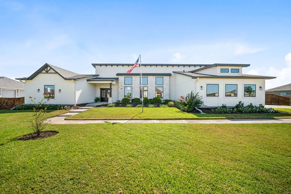 2326 Loxley Drive Corpus Christi, TX 78415