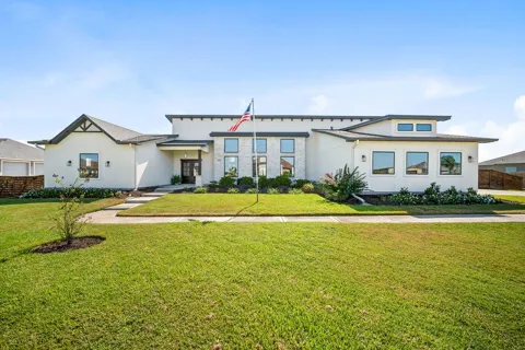 2326 Loxley Drive