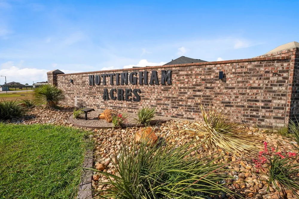 2326 Loxley Drive Corpus Christi, TX 78415