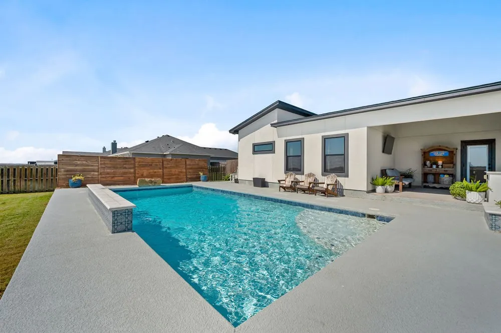 2326 Loxley Drive Corpus Christi, TX 78415